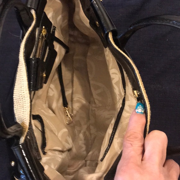 Michael Kors handbag - Picture 2 of 6